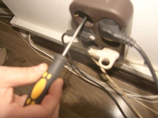 Un bărbat s-a electrocutat la Năvodari